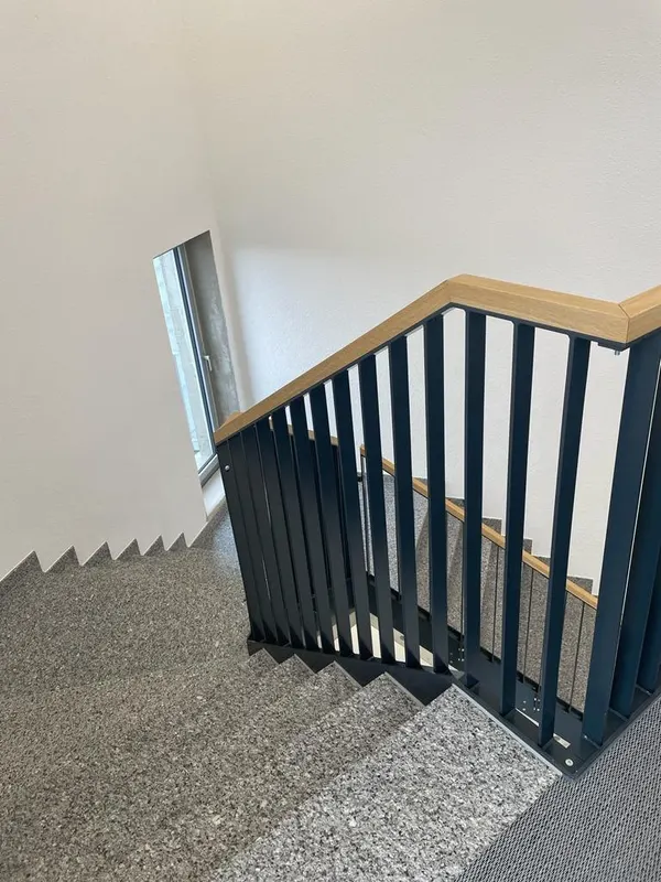 Innengeländer, Übersichtsaufnahme Treppenlauf